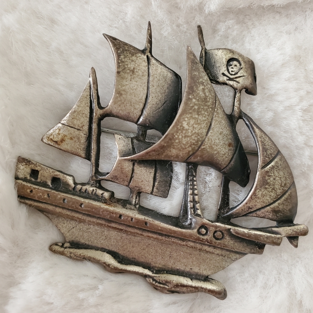 Sterling Pirate Ship Vintage Pin Skull and Crossbones Flag!
